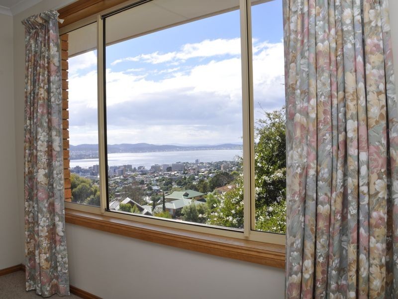 1/9 Fielding Drive, West Hobart TAS 7000