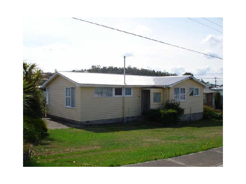 26 Malabar Crescent, Claremont TAS 7011