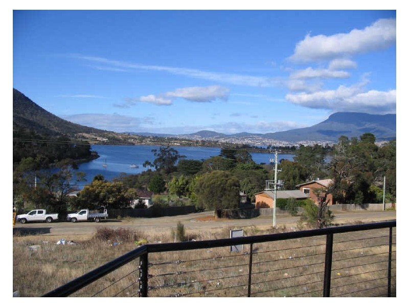 45 Clives Avenue, Old Beach TAS 7017