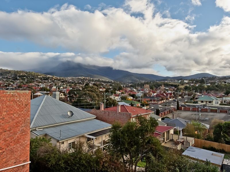 180 New Town Road, New Town TAS 7008