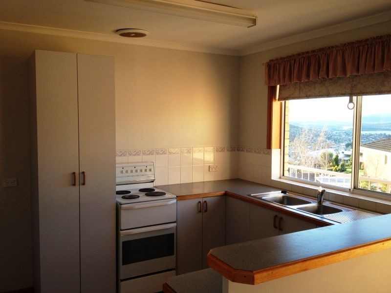 3/6 Peppo Court, Glenorchy TAS 7010