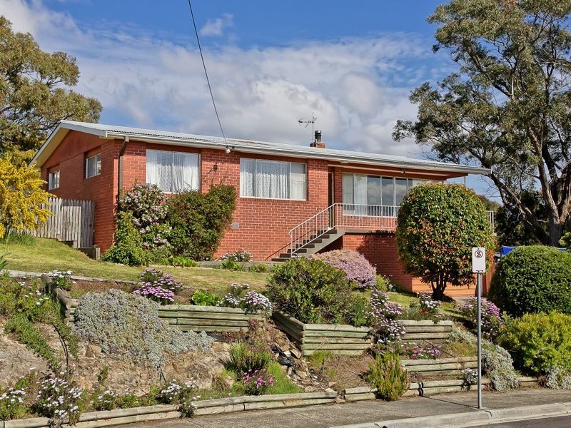 49 Kalang Avenue, Lenah Valley TAS 7008