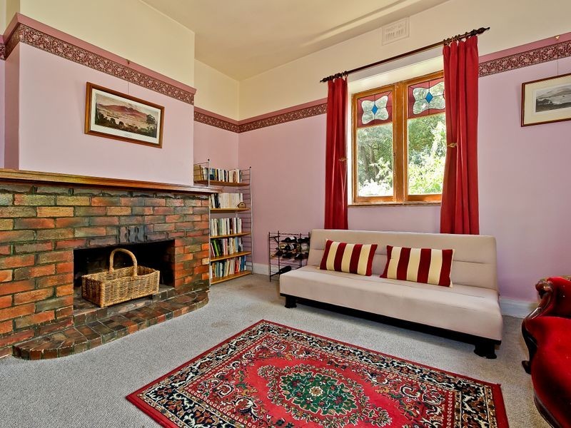 106 Creek Road, New Town TAS 7008
