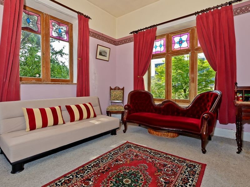 106 Creek Road, New Town TAS 7008