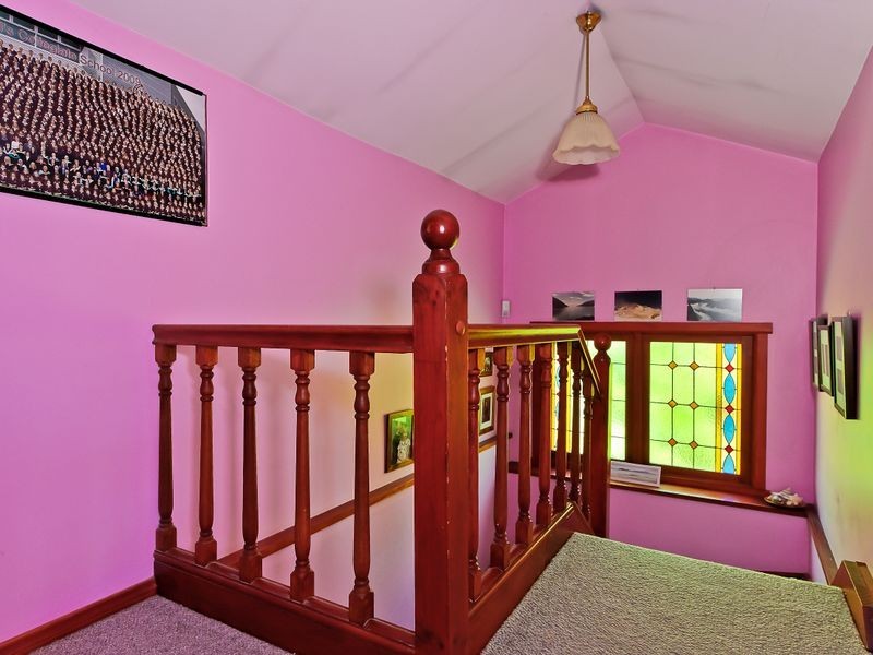 106 Creek Road, New Town TAS 7008