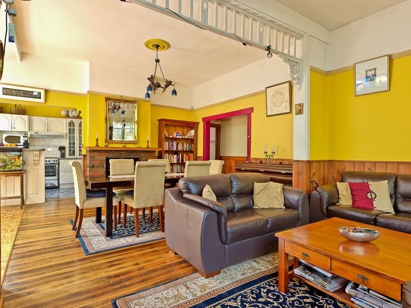 106 Creek Road, New Town TAS 7008