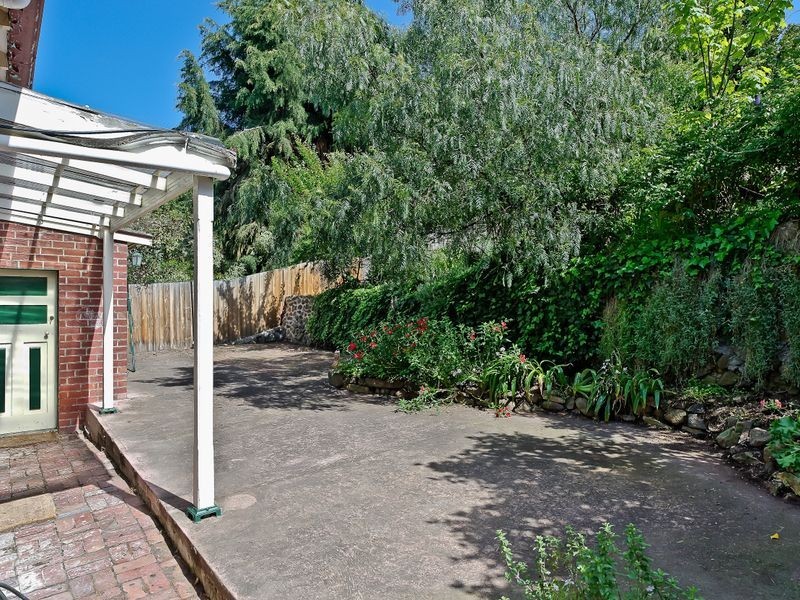 106 Creek Road, New Town TAS 7008