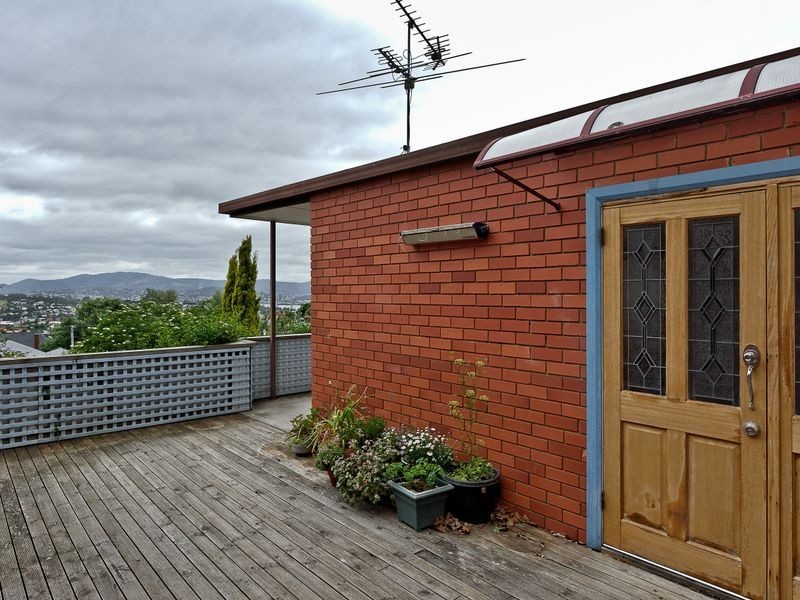 2/29 Allison Street, West Hobart TAS 7000