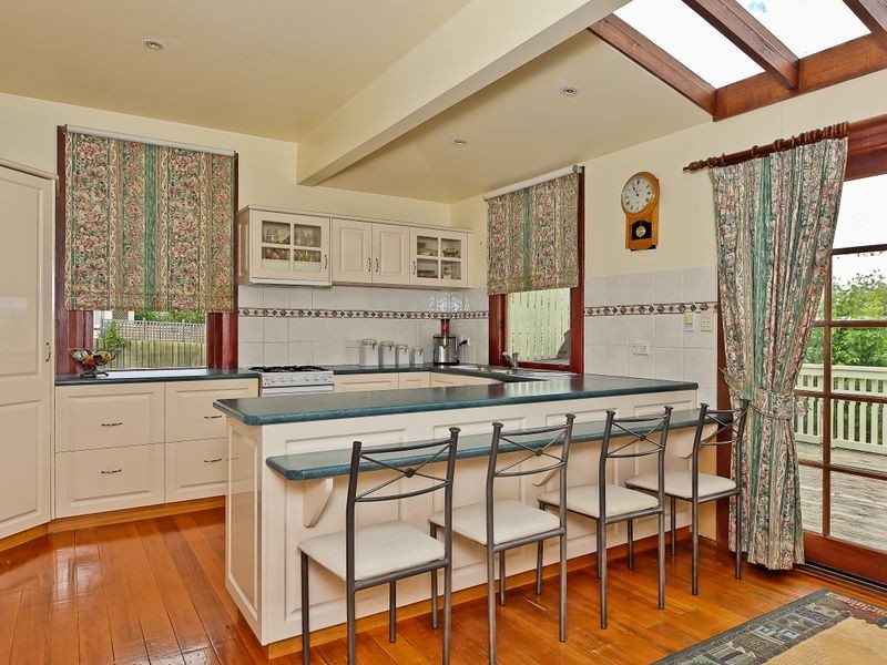 10 Baker Street, New Town TAS 7008