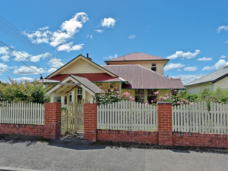 10 Baker Street, New Town TAS 7008