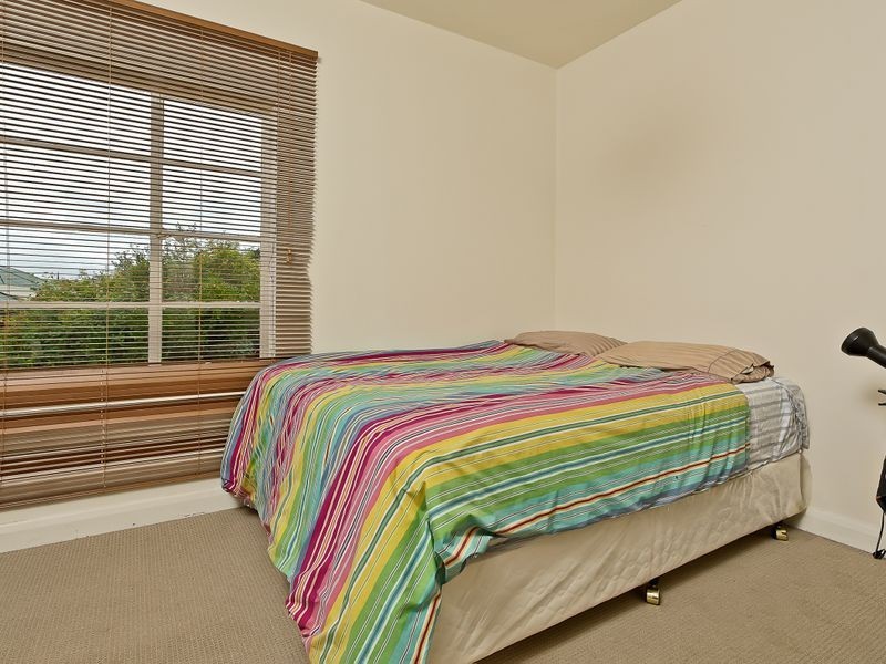 154 Augusta Road, Lenah Valley TAS 7008