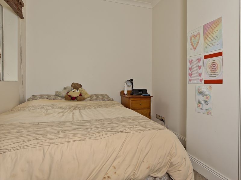 154 Augusta Road, Lenah Valley TAS 7008