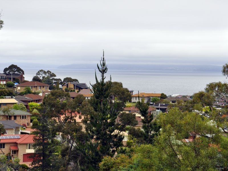 6 Skyline Drive, Howrah TAS 7018