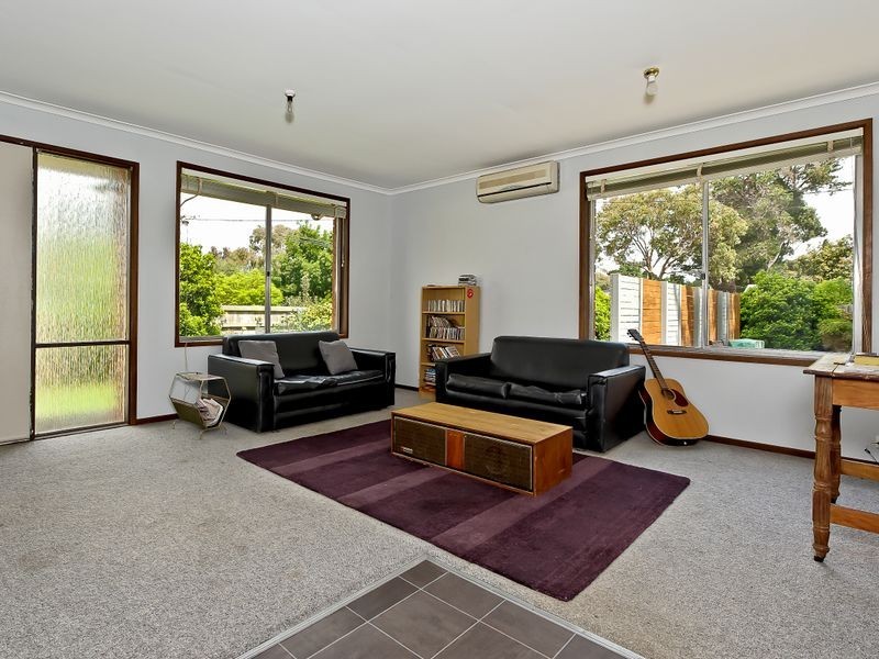 5 Lewis Avenue, Seven Mile Beach TAS 7170
