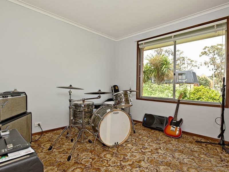 5 Lewis Avenue, Seven Mile Beach TAS 7170