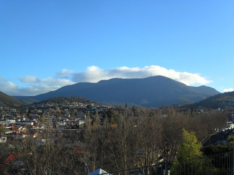 4/32 Bath Street, Battery Point TAS 7004