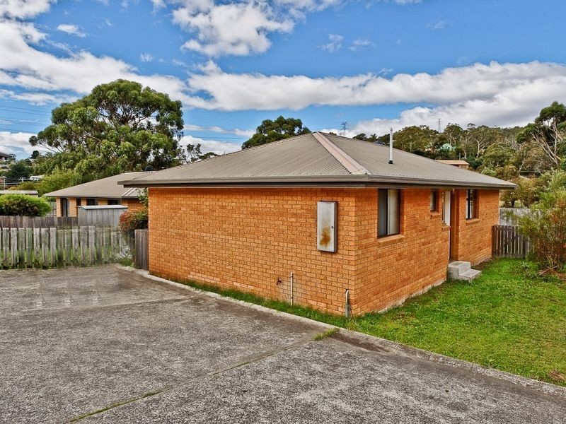 2/13 Madeline Court, Glenorchy TAS 7010