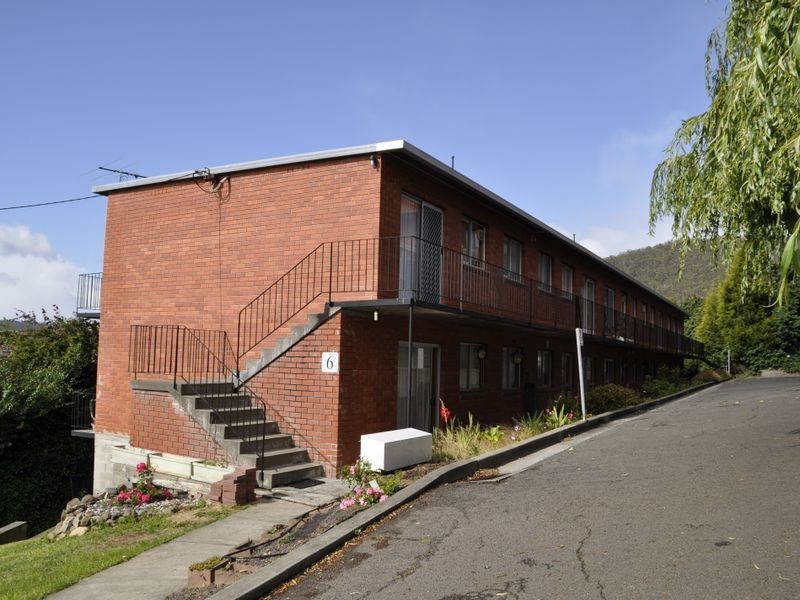 8/6 Una Street, Mount Stuart TAS 7000