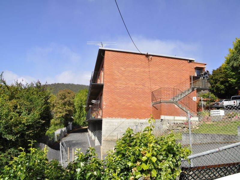 8/6 Una Street, Mount Stuart TAS 7000