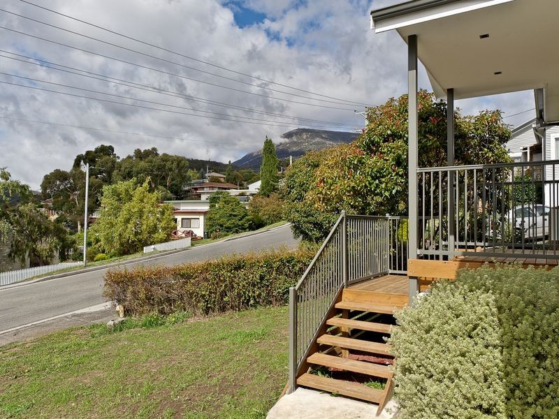 42 Kalang Avenue, Lenah Valley TAS 7008