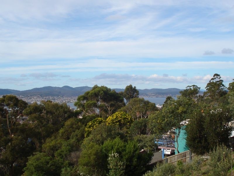 60 Salvator Road, West Hobart TAS 7000