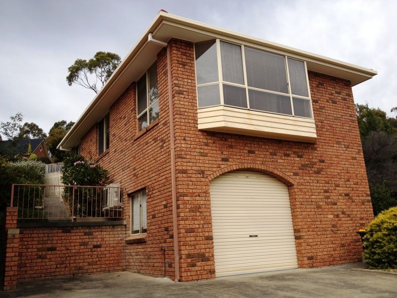 1/4 Lucia Court, Glenorchy TAS 7010