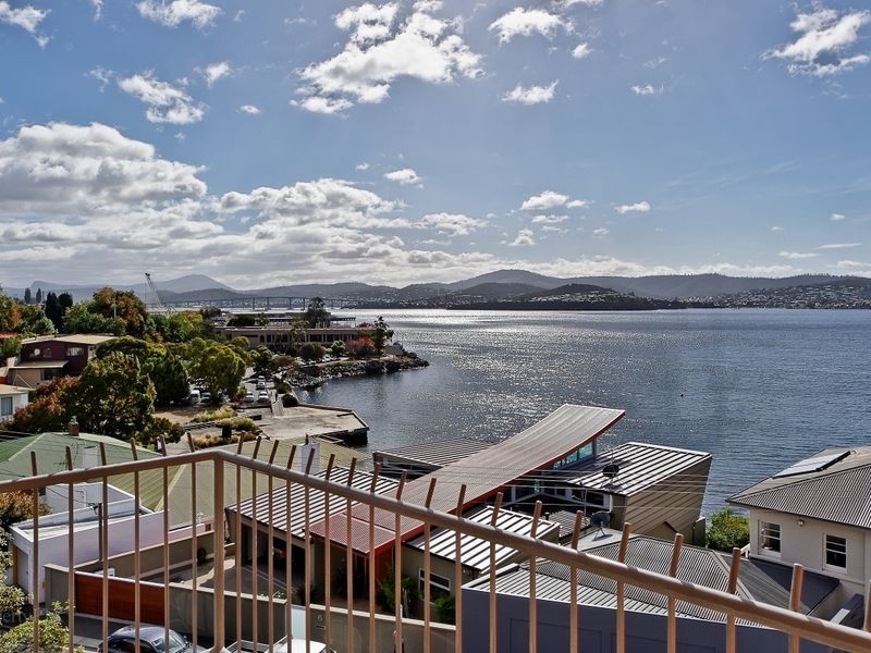 8/9 Clarke Avenue – Secheron Manor, Battery Point TAS 7004