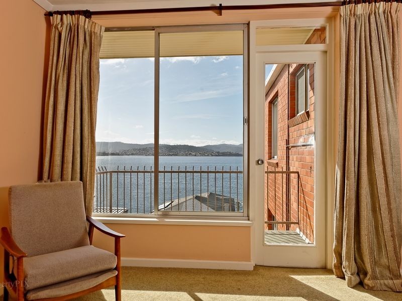 8/9 Clarke Avenue – Secheron Manor, Battery Point TAS 7004