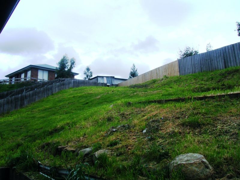 3/14a Abbotsfield Road, Claremont TAS 7011