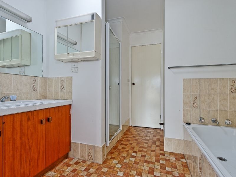 12 Tollard Place, Rokeby TAS 7019