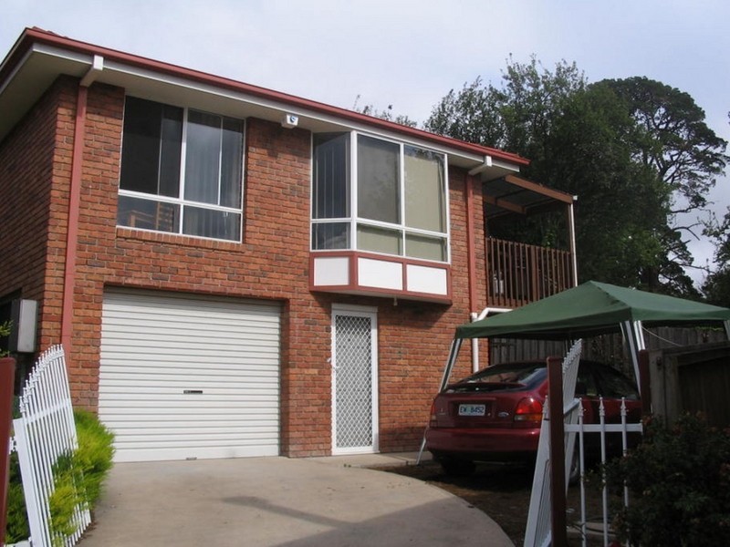10/38 Amiens Avenue, Derwent Park TAS 7009