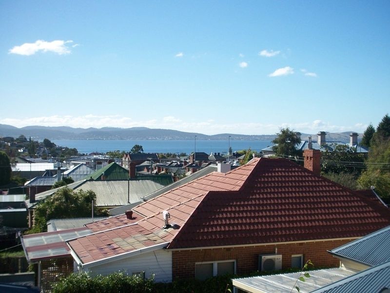 24/17-23 Regent Street, Sandy Bay TAS 7005
