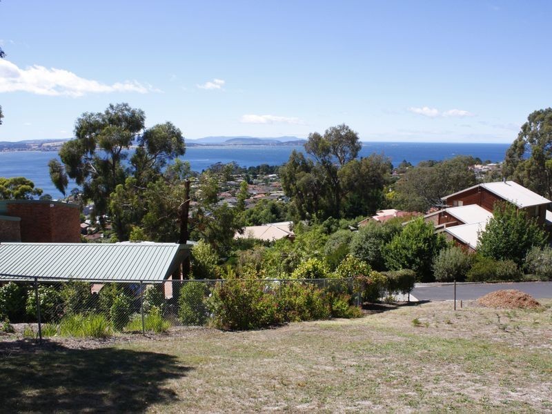 67 Jindabyne Road, Kingston Beach TAS 7050