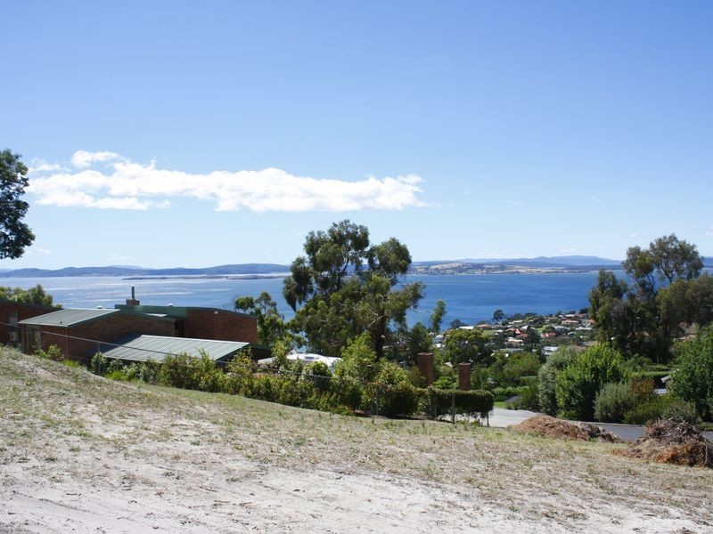 67 Jindabyne Road, Kingston Beach TAS 7050