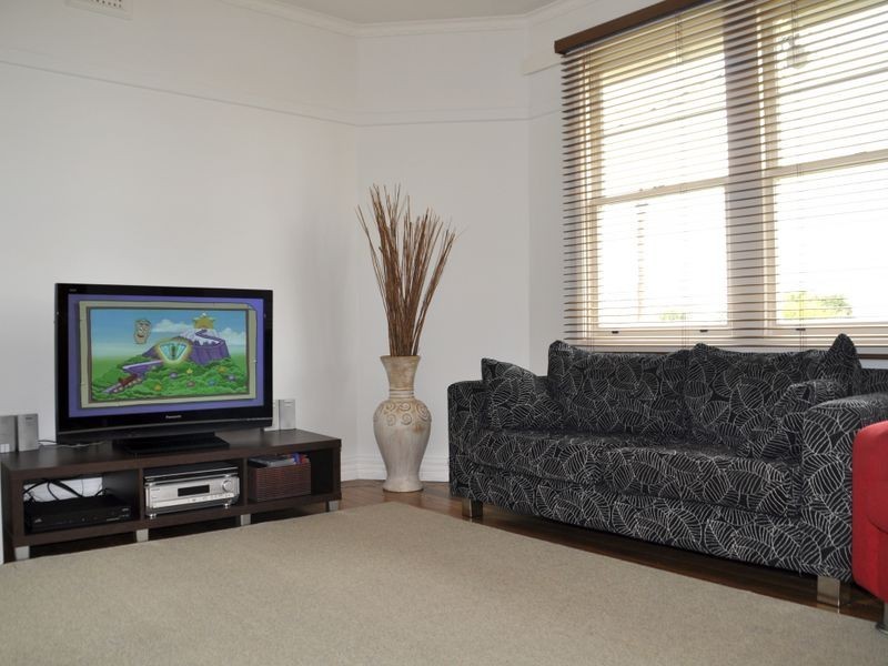 11 Gant Street, Lenah Valley TAS 7008