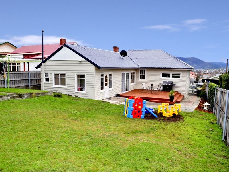 11 Gant Street, Lenah Valley TAS 7008