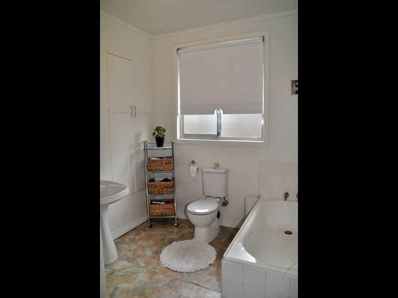 11 Gant Street, Lenah Valley TAS 7008