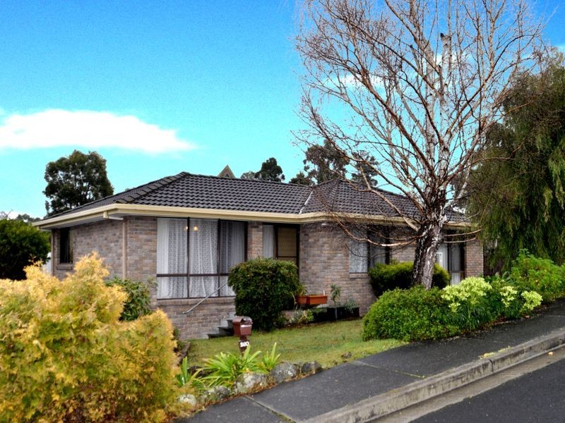 260 Redwood Road, Kingston TAS 7050