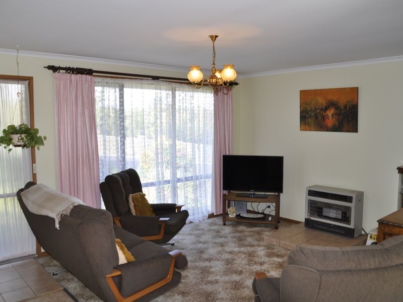 260 Redwood Road, Kingston TAS 7050