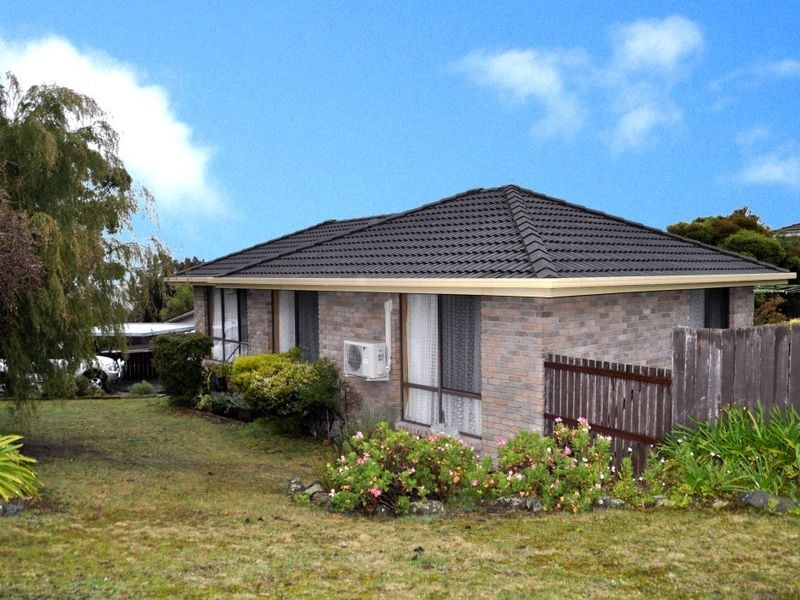 260 Redwood Road, Kingston TAS 7050