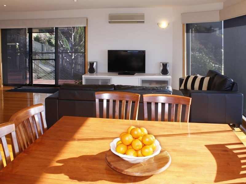 12 Donohoe Gardens, Kingston Beach TAS 7050