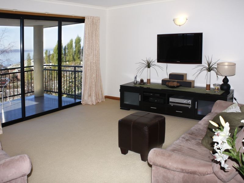 12 Donohoe Gardens, Kingston Beach TAS 7050