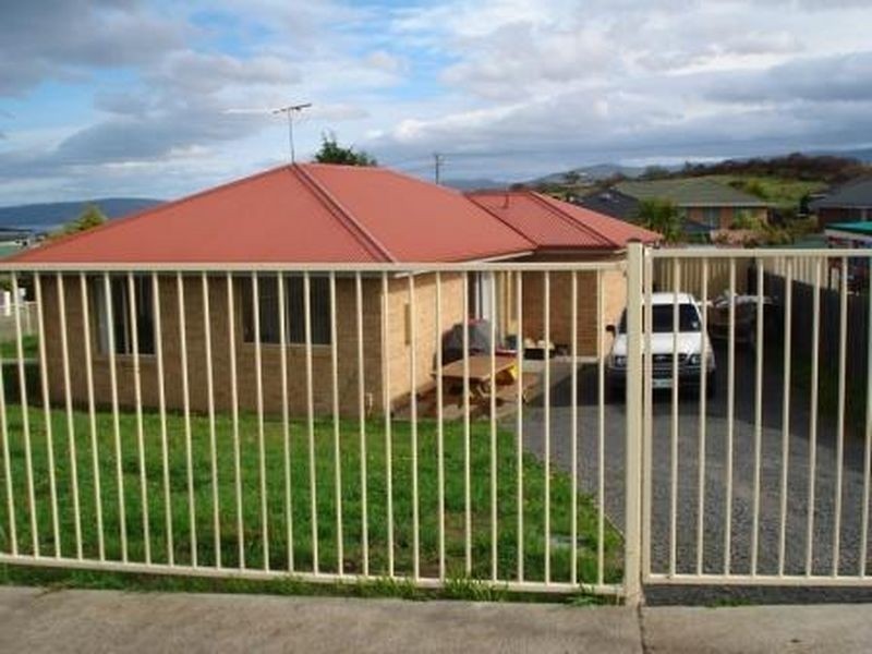 13 Corsair Place, Huntingfield TAS 7055