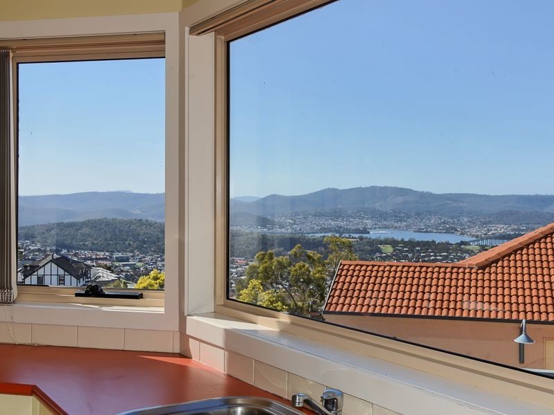 2/32 Fielding Drive, West Hobart TAS 7000
