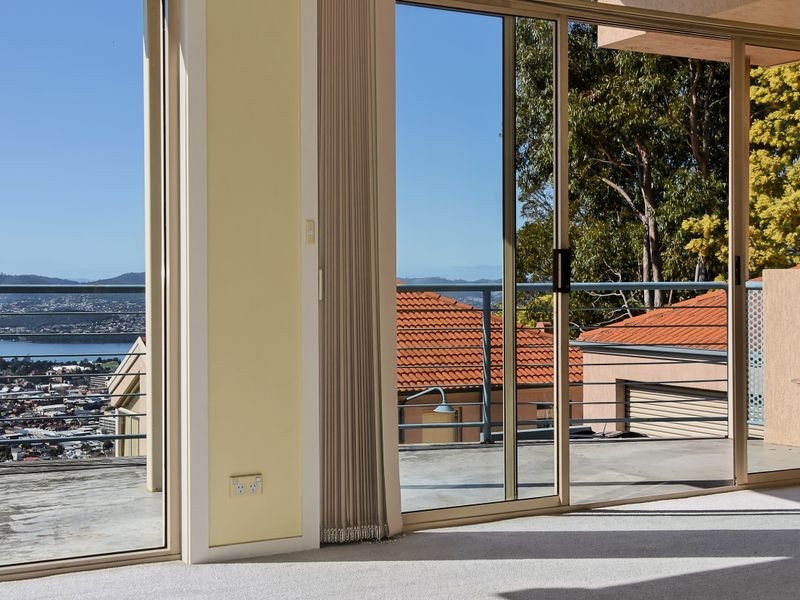 2/32 Fielding Drive, West Hobart TAS 7000