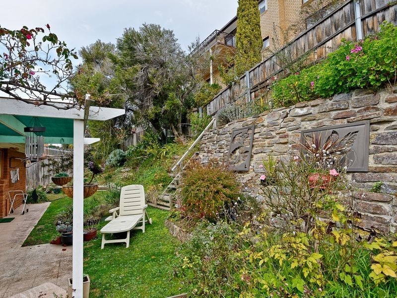 2/10 Shannuk Drive, West Hobart TAS 7000