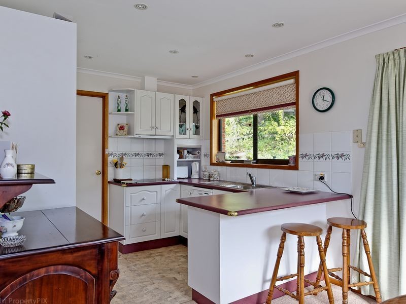 2/10 Shannuk Drive, West Hobart TAS 7000