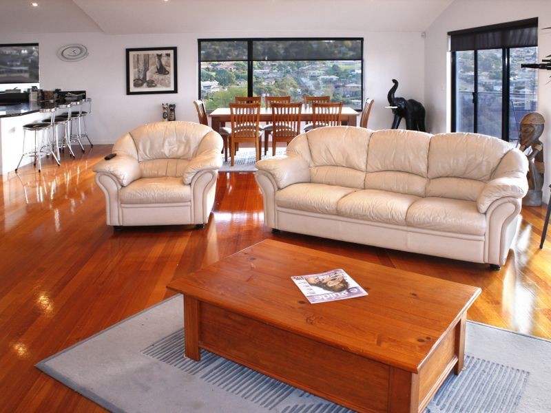 6 Steen Court, Blackmans Bay TAS 7052