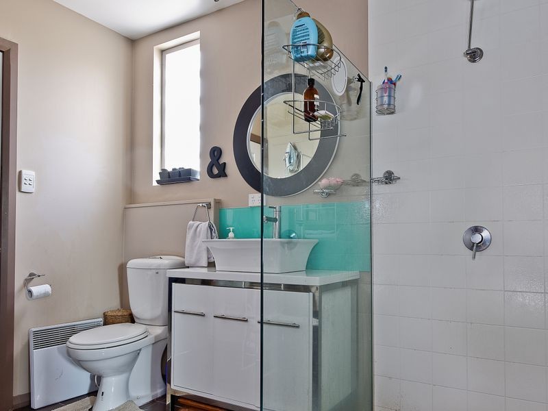 9 Russell Road, Claremont TAS 7011