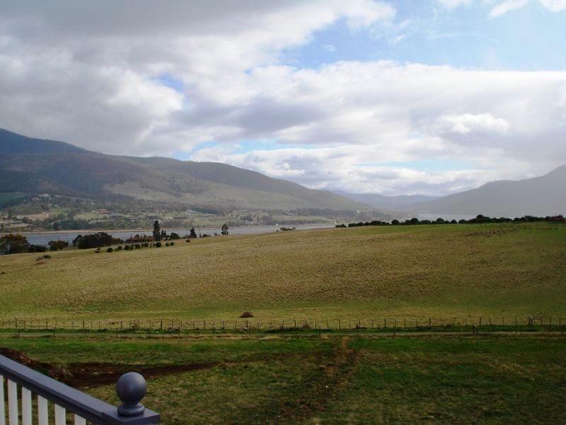 32 Serenity Drive, Dromedary TAS 7030